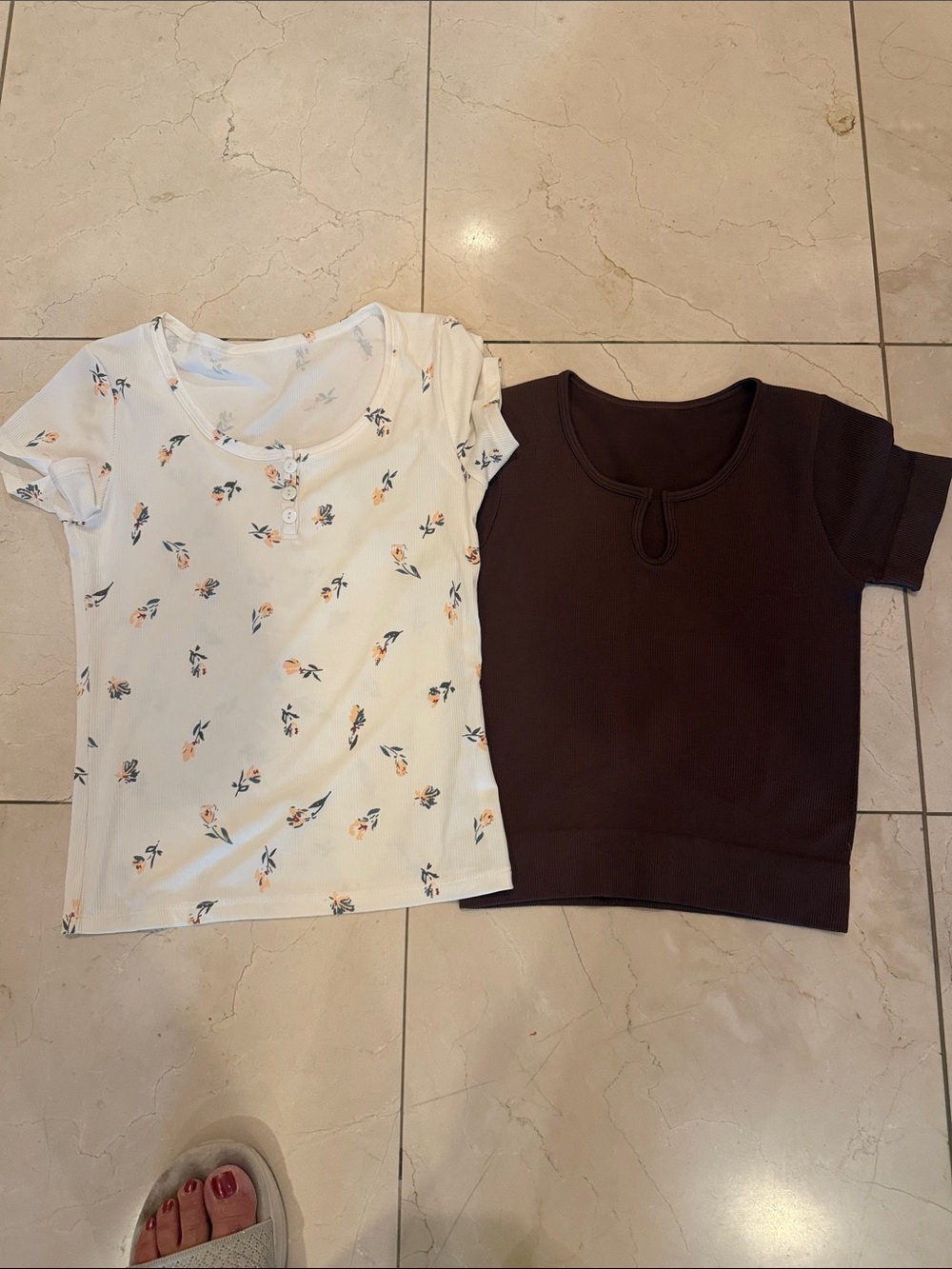 Kids Short Sleeve Floral Tee and Solid Top - White Floral & Dark Brown